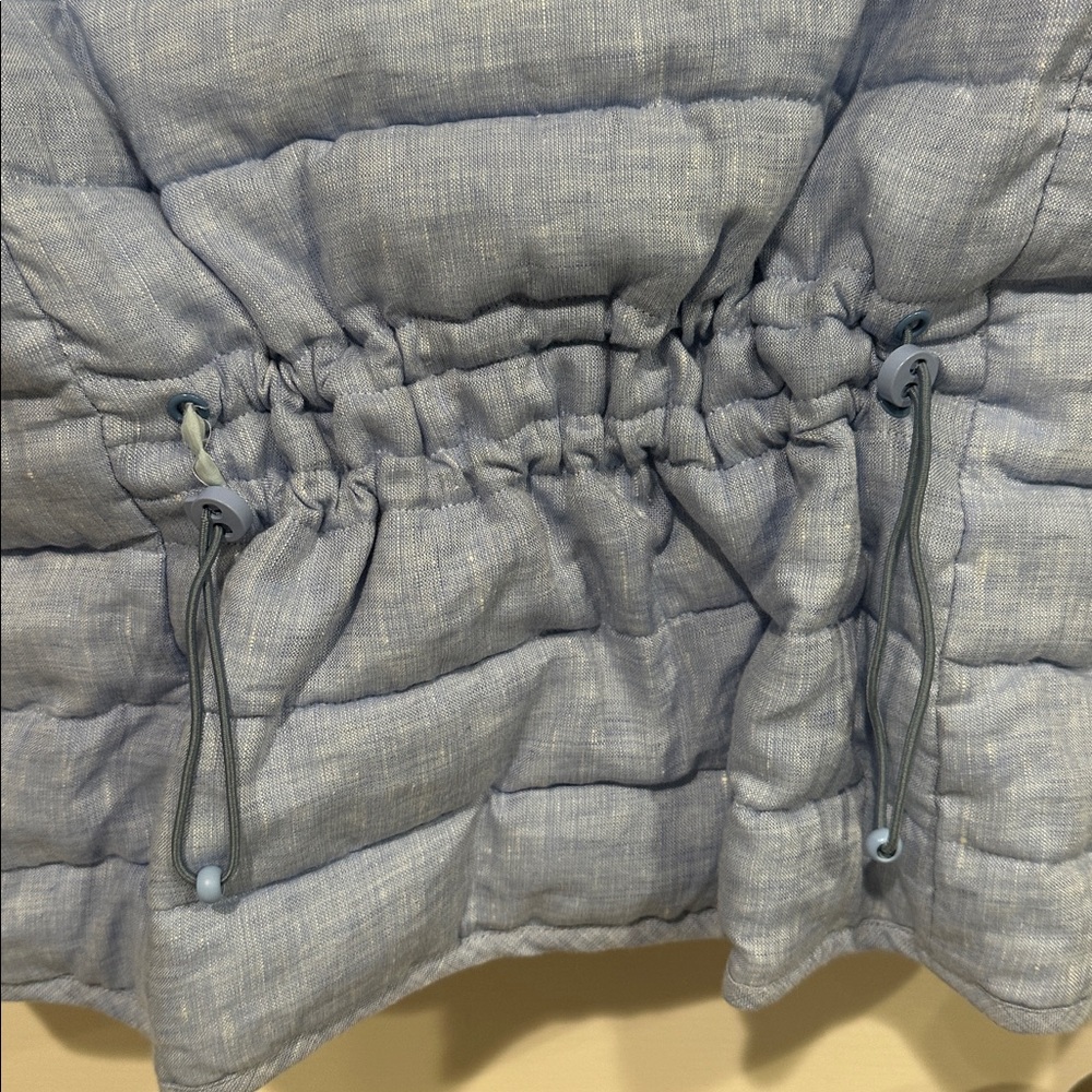 Vineyard Vines lightweight linen puffer jacket - Picture 10 of 13